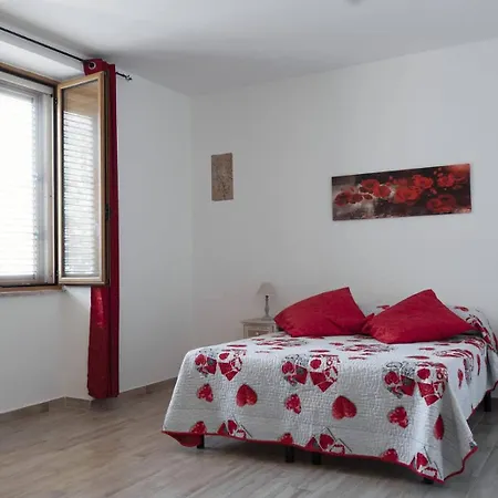 Casa Degli Aranci - Rossa Ferienhaus *